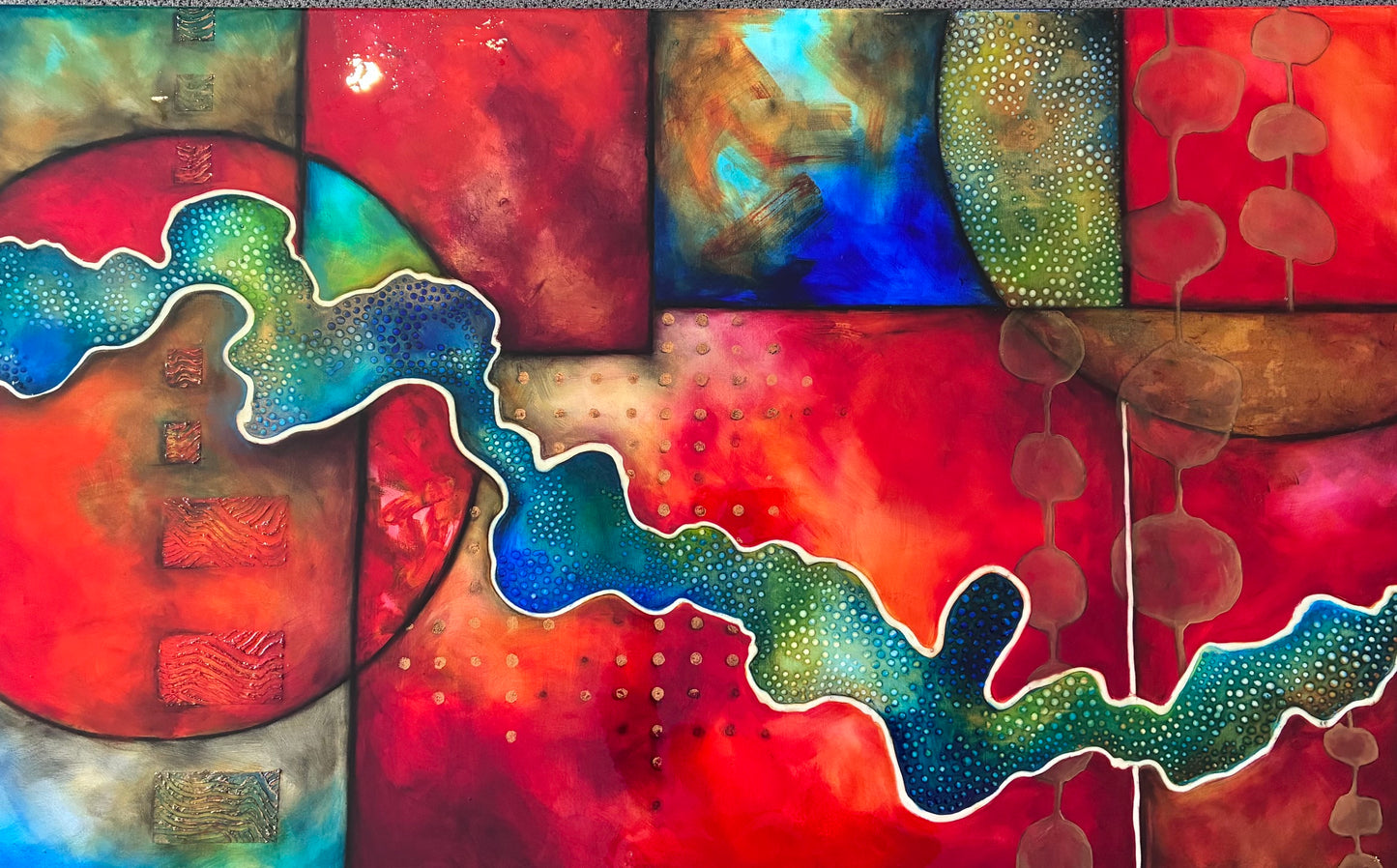 Clare Wilcox 'Bending light and colour'