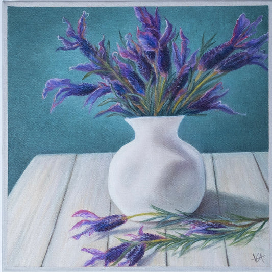 Vicki Andrews 'Spring Lavender'